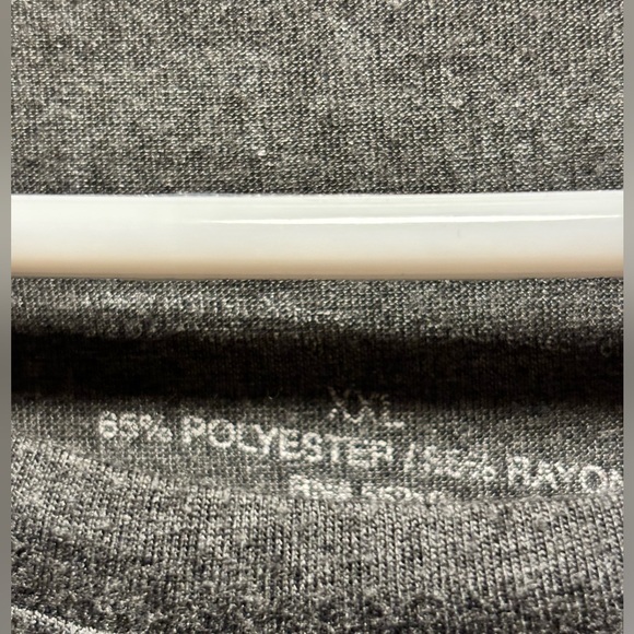 Hogwarts tshirt - Picture 3 of 4